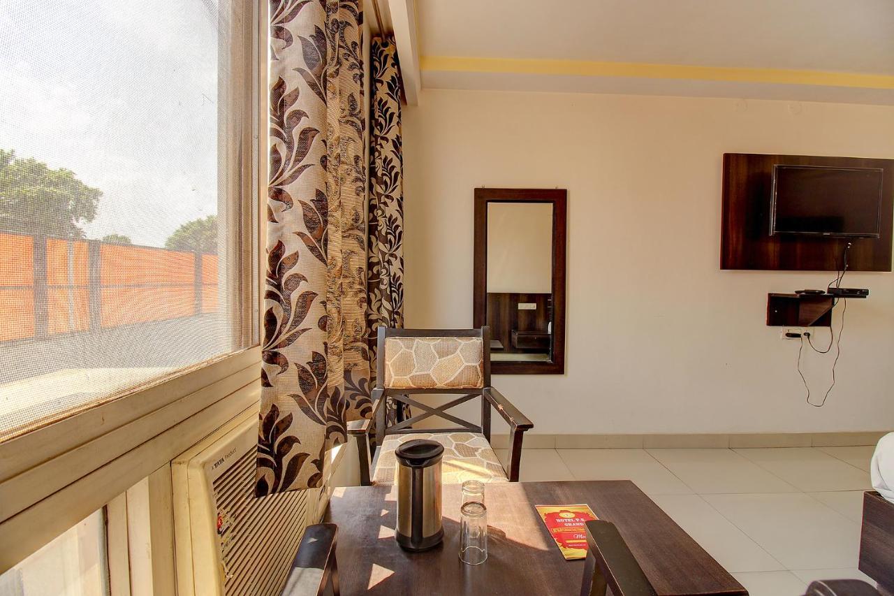 Fabhotel Ps Grand Λάκναου Εξωτερικό φωτογραφία