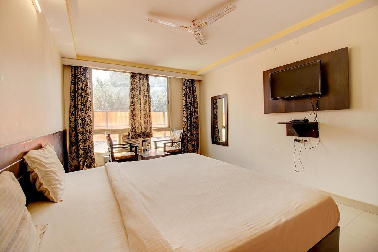 Fabhotel Ps Grand Λάκναου Εξωτερικό φωτογραφία