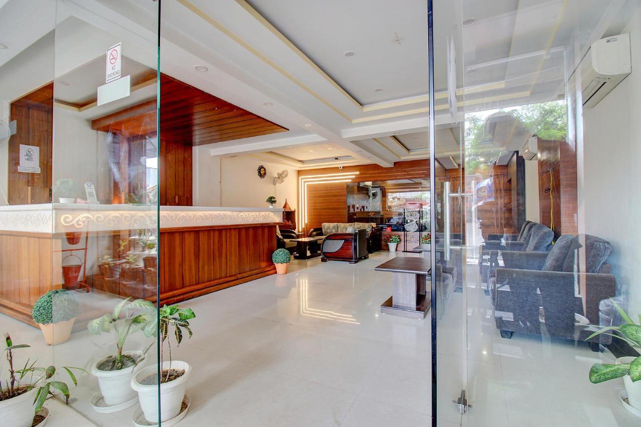 Fabhotel Ps Grand Λάκναου Εξωτερικό φωτογραφία