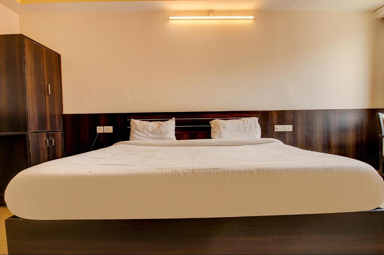 Fabhotel Ps Grand Λάκναου Εξωτερικό φωτογραφία