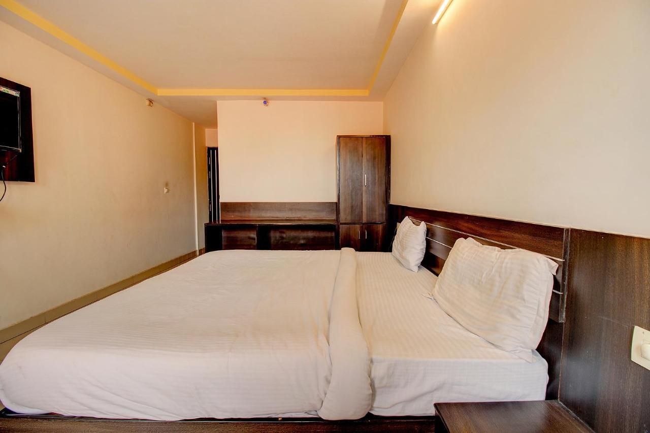Fabhotel Ps Grand Λάκναου Εξωτερικό φωτογραφία